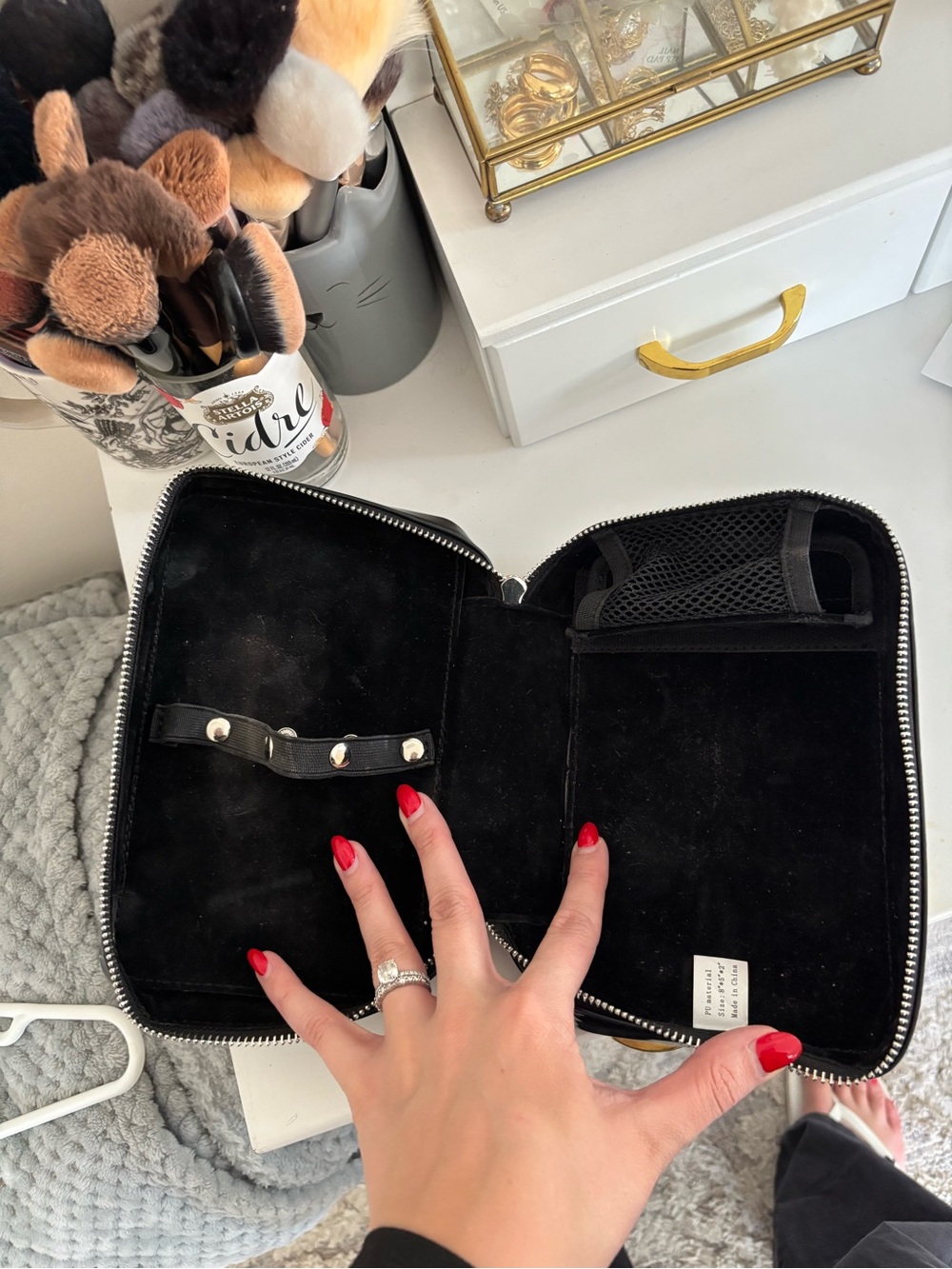Black Travel Jewelry Organizer Case